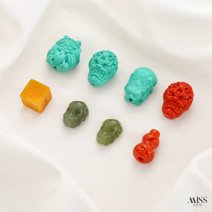 天然菱镁矿松石九尾狐大黑天隔珠和田玉貔貅黄翡方块diy饰品配件