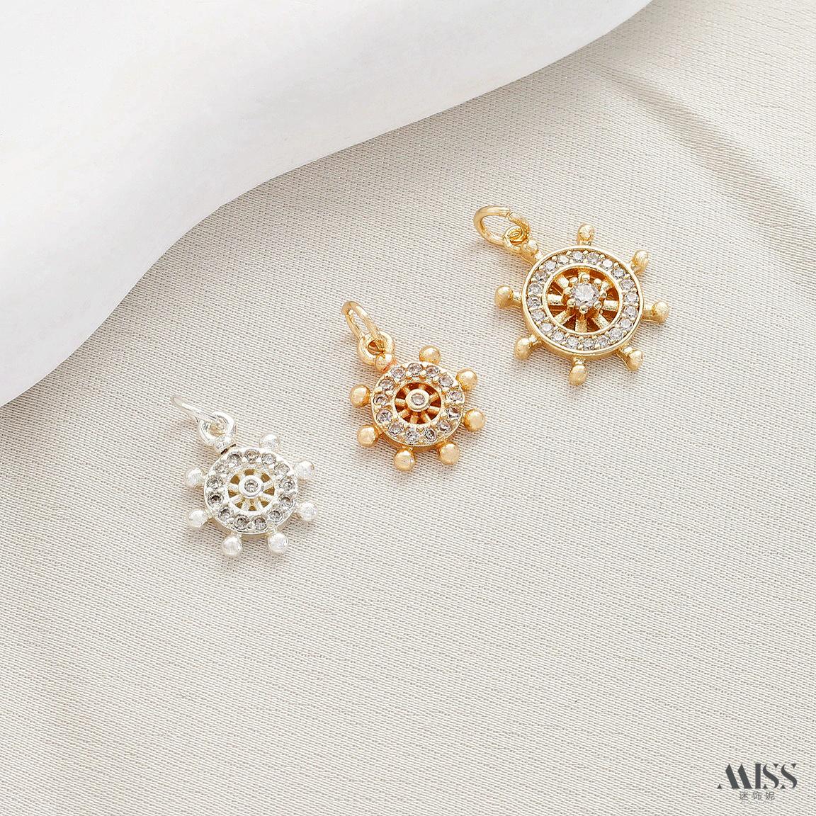 迷饰妮女铜包金保色吊坠