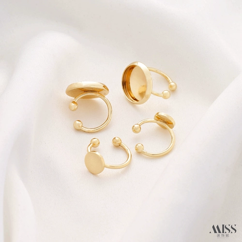 Серьги, аксессуар, аксессуары, 14 карат, золотой цвет, с драгоценным камнем, без проколов ушей