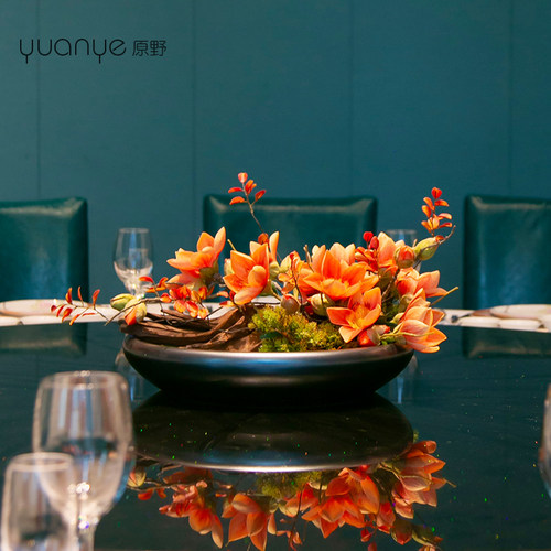 大圆桌转盘餐桌花酒店