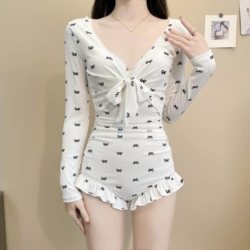 纯欲泳衣女2026新款连身长袖遮肉显瘦小胸聚拢钢托托高级赶0120r,运动/瑜伽/健身/球迷用品,连体泳衣,淘宝优惠券,粉丝福利购,淘宝优惠卷