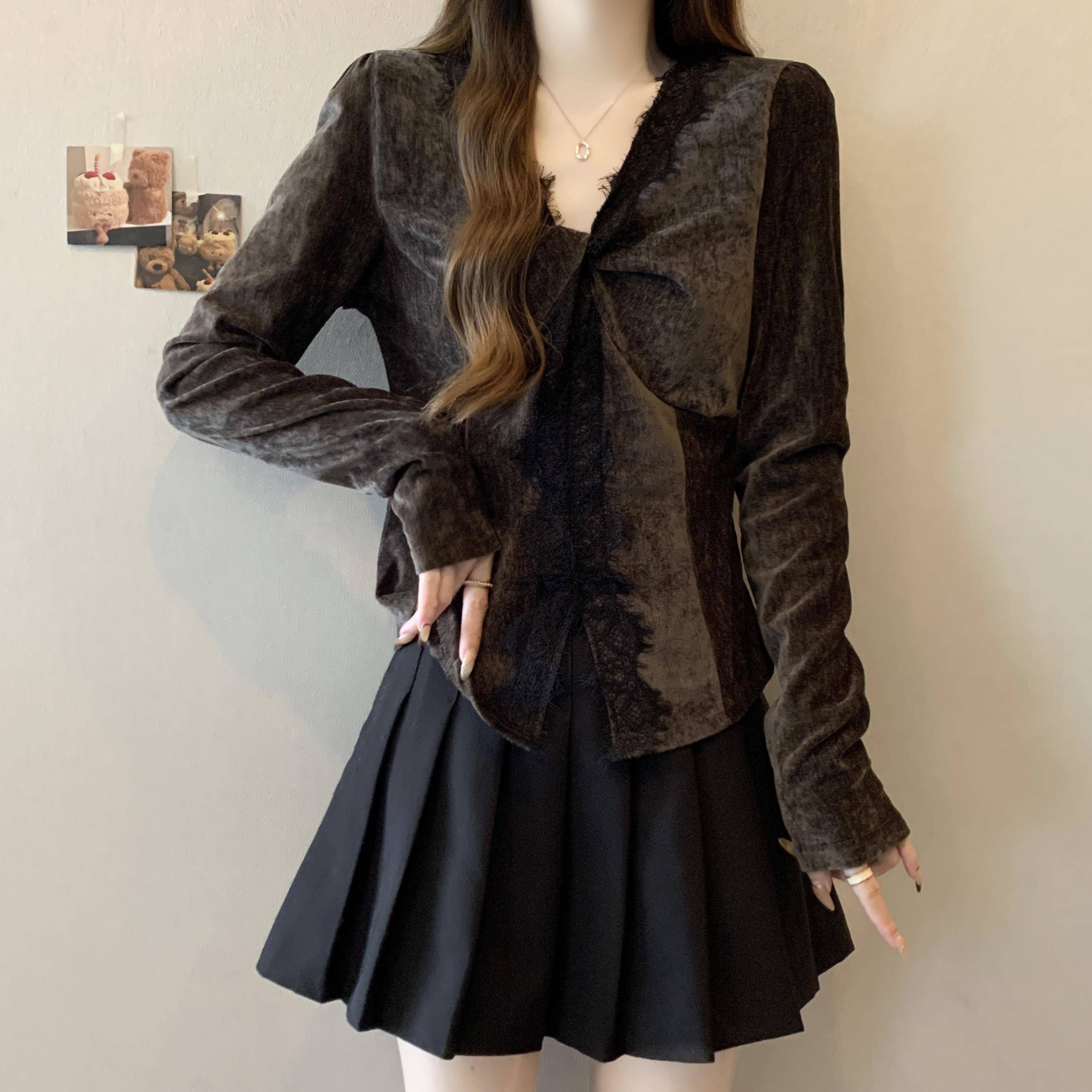 秋冬大码蕾丝V领金丝绒长袖正肩打底衫女胖mm修身显瘦别致t1020r