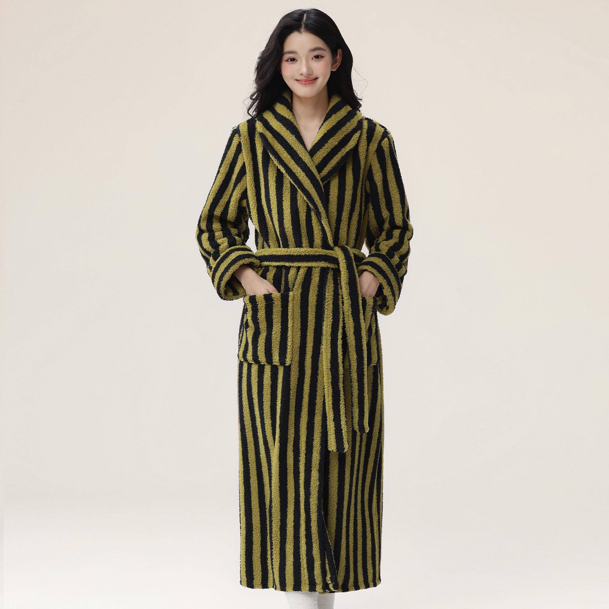 秋冬秋冬新款加绒加厚保暖竖条纹睡袍女款珊瑚绒情侣家居服1009c