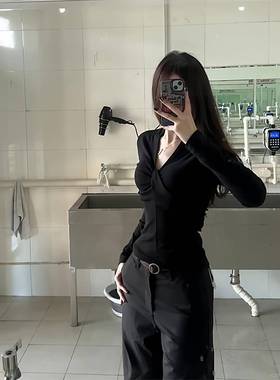 春女打底衫大码辣妹穿搭黑色v领长袖T恤修身感内搭上衣0110k