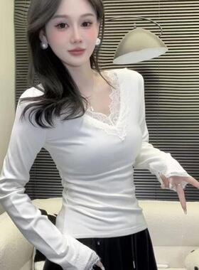 2026春季新款V领拼接蕾丝洋气长袖T恤女装气质修身显瘦打底0111r