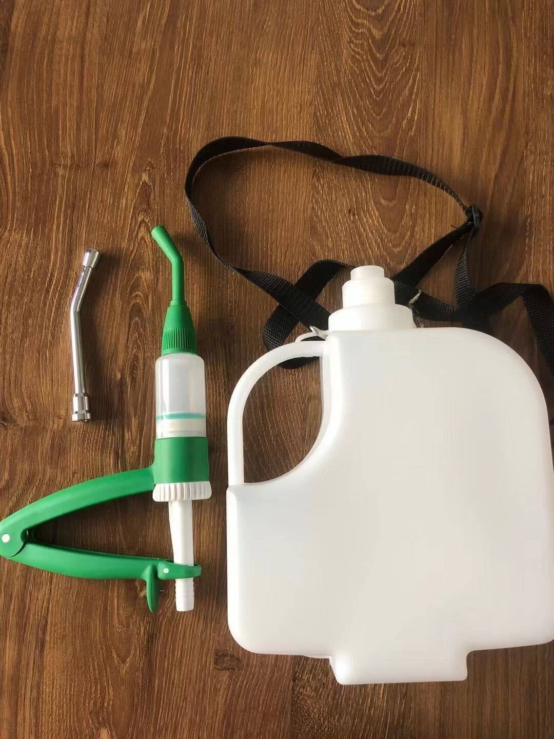 大号喂药器带药壶可调连续喂药自动牛羊兽用灌药枪投药器10ml带壶