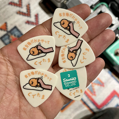 日产fernandes 三丽鸥 蛋黄人 吉他拨片限定