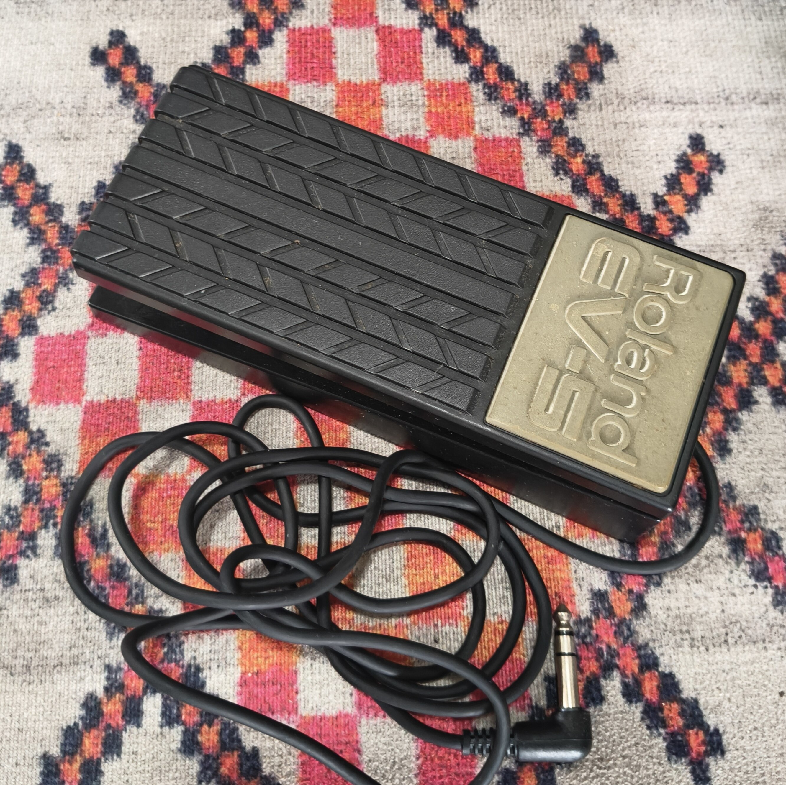 日产boss Roland ev-5 表情踏板效果器