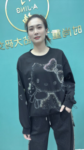 阿静家重工大码女装新款时尚百搭显瘦卡通KT猫长袖烫钻女上衣潮酷