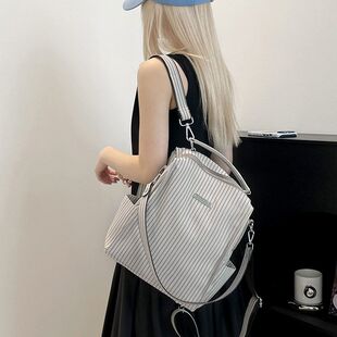 【Colorful Fox】ins时尚小众双肩包单肩手提斜挎百搭多功能背包