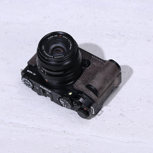 富士XM5保护套手柄相机包底座配件真皮套壳复古磨砂皮