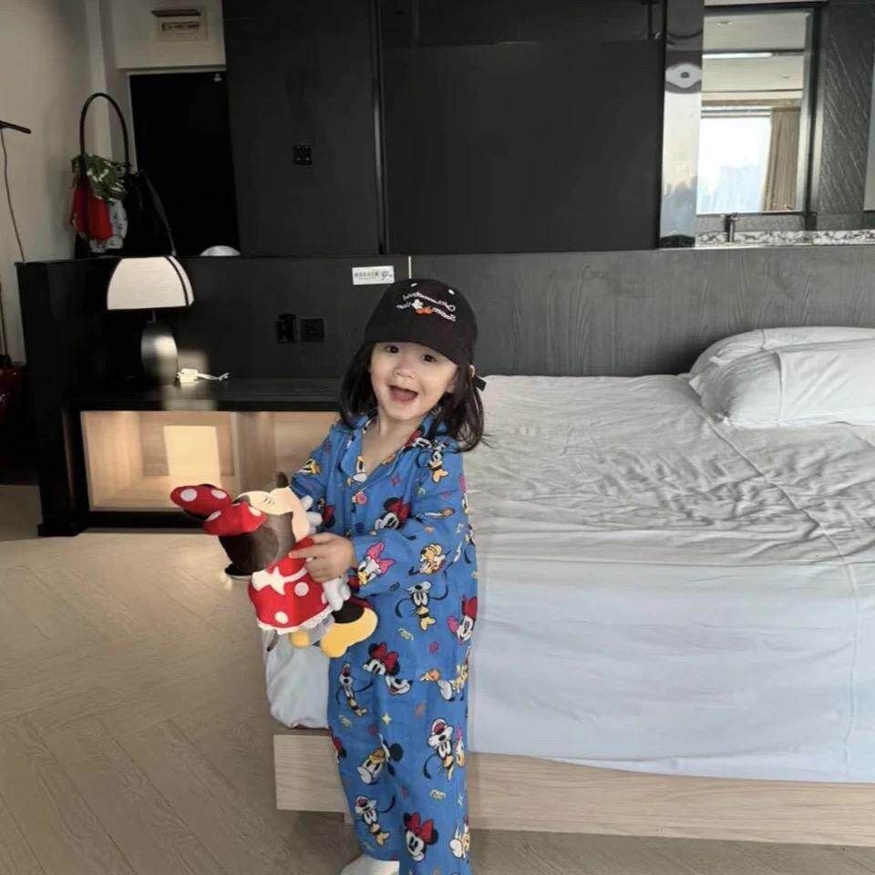 儿童睡衣春秋新款长袖女孩米奇可爱卡通家居服宝宝休闲两件套装