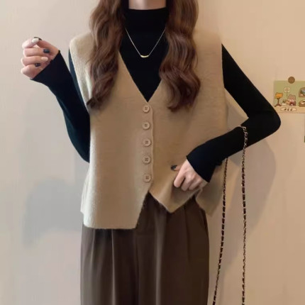针织开衫马甲女秋冬季2025新款小香风外搭叠穿毛衣小马夹背心上衣