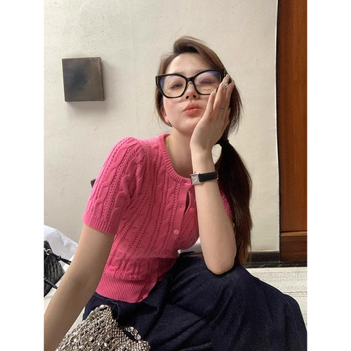 正肩针织短袖t恤女夏季韩系甜美减龄学院风辣妹修身短款镂空上衣