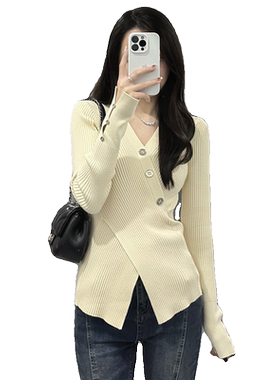设计感小众v领内搭毛衣女打底衫