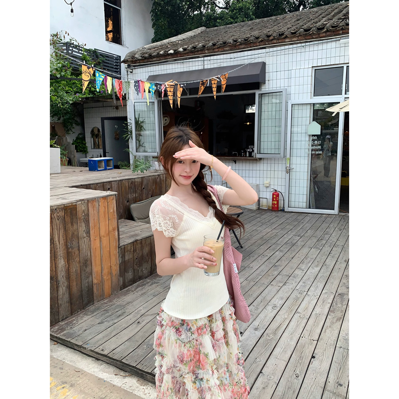 v领正肩t恤女短袖夏季韩系气质甜美蕾丝花边修身显瘦短款针织上衣