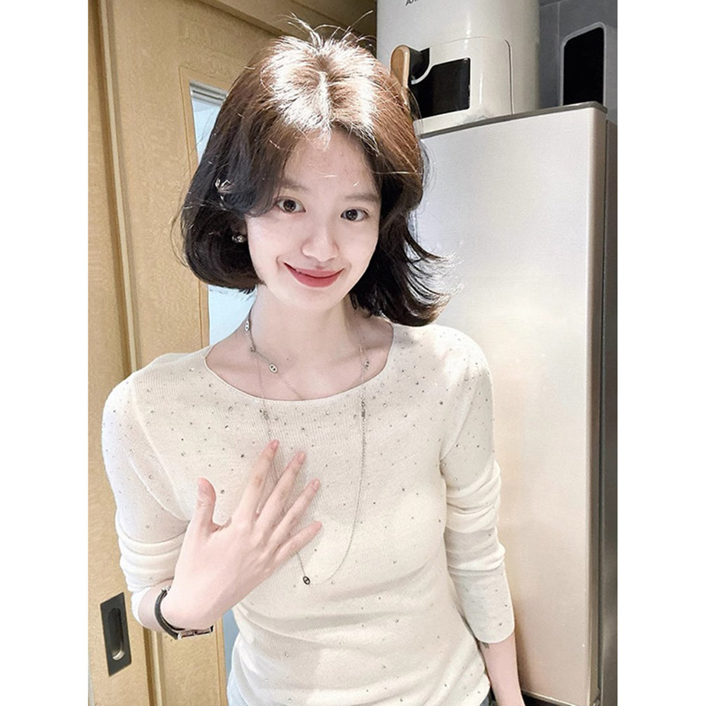 一字肩白色内搭毛衣女秋冬韩系设计感重工烫钻长袖打底针织衫上衣,女装/女士精品,毛针织衫,淘宝优惠券,粉丝福利购,淘宝优惠卷