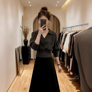 高级感外穿灰色内搭针织衫女上衣春秋冬季新款修身短款小个子毛衣