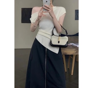 夏季 一字肩t恤女短袖 斜肩性感露肩开叉不规则设计感小众针织上衣