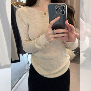 设计感别致独特重工烫钻毛衣女秋冬一字肩修身长袖打底针织衫上衣