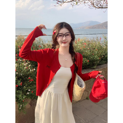红色长袖针织开衫女早秋韩系慵懒外搭高级感chic毛衣外套薄款上衣