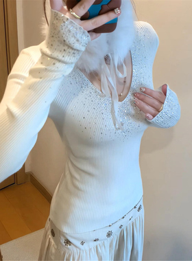 白色烫钻亮闪闪v领长袖针织打底衫女春秋季毛衣内搭修身紧身上衣