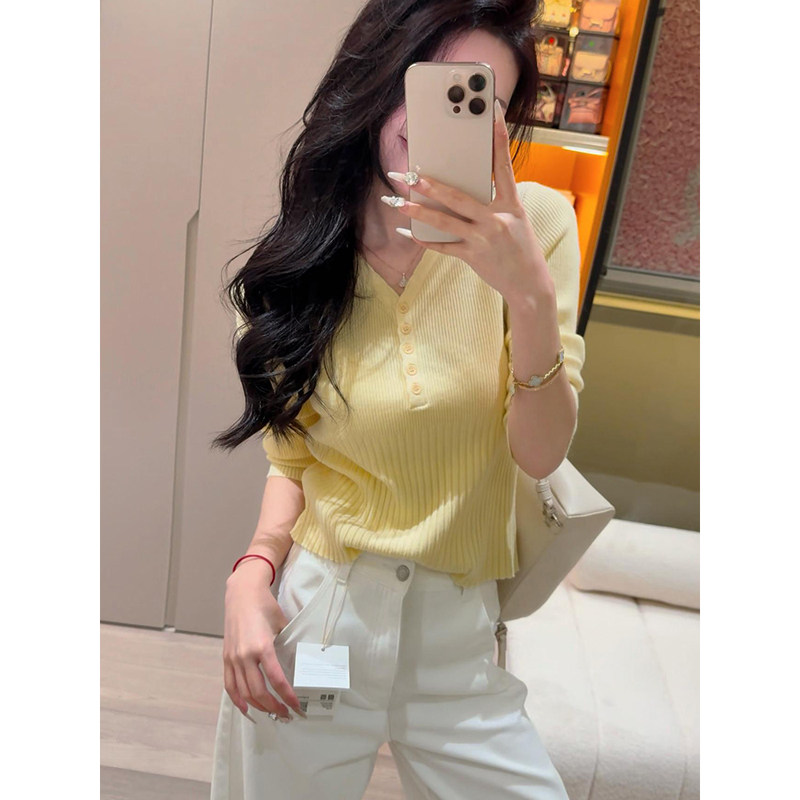 韩系纽扣v领长袖针织打底衫女早秋韩系毛衣内搭修身显瘦收腰上衣,女装/女士精品,毛针织衫,淘宝优惠券,粉丝福利购,淘宝优惠卷