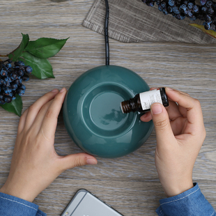 fea陶瓷香薰炉插电恒温香薰灯檀沉香木块粉芳疗精油扩香器熏香炉