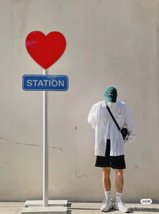 定制网红路牌小书户外景点咖啡奶茶商用铺烧烤餐饮厅打卡点指示牌