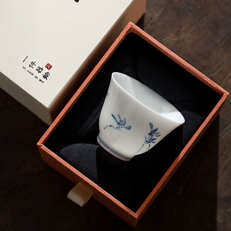 纯手绘蝴蝶兰花清心杯大号陶瓷茶杯功夫茶具茗杯女性茶杯闻香杯