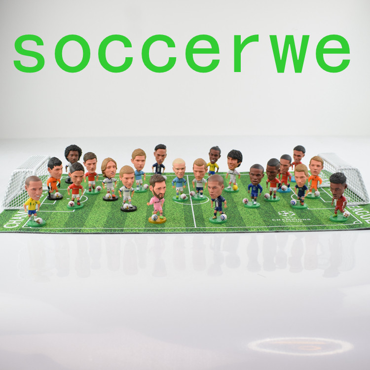 足球周边礼品 球场模型树脂胶垫 生日礼物男生礼品盒巴萨皇马玩偶