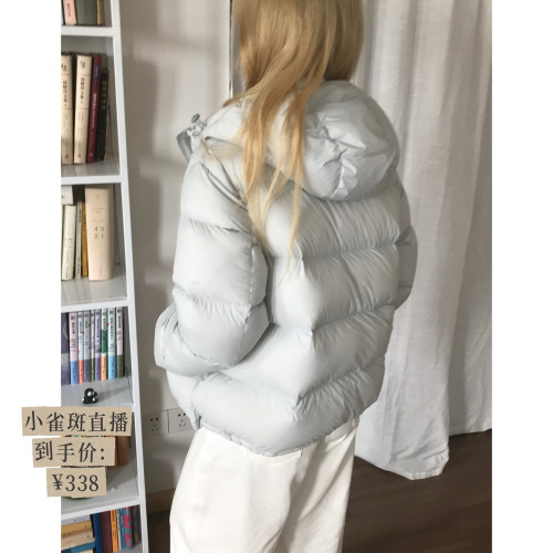 鹅绒服