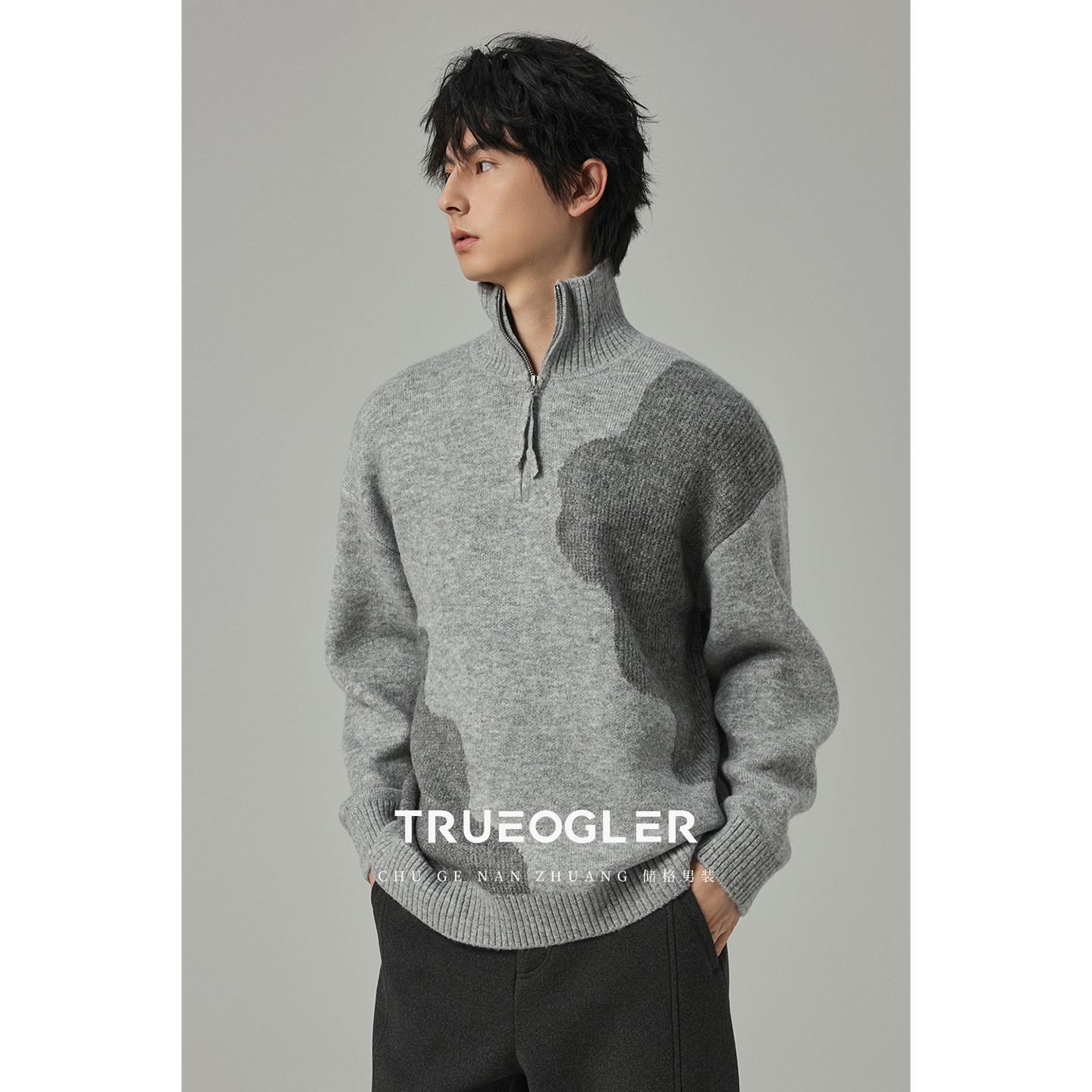 重磅半高领拉链针织衫拼接