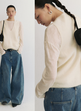 SLO”绒雾羊毛背心“ 深U领羊毛羊绒针织上衣女2025新款叠穿马夹