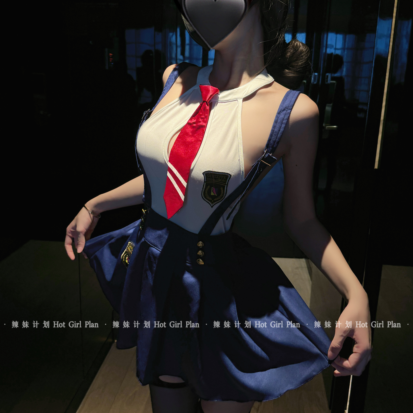 辣妹计划：初遇学姐*性感睡裙jk制服cosplay女警官校园纯欲风qqny