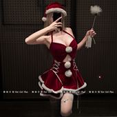 辣妹计划：圣诞战袍 红色性感丝绒露背连衣裙氛围感制服纯欲套装