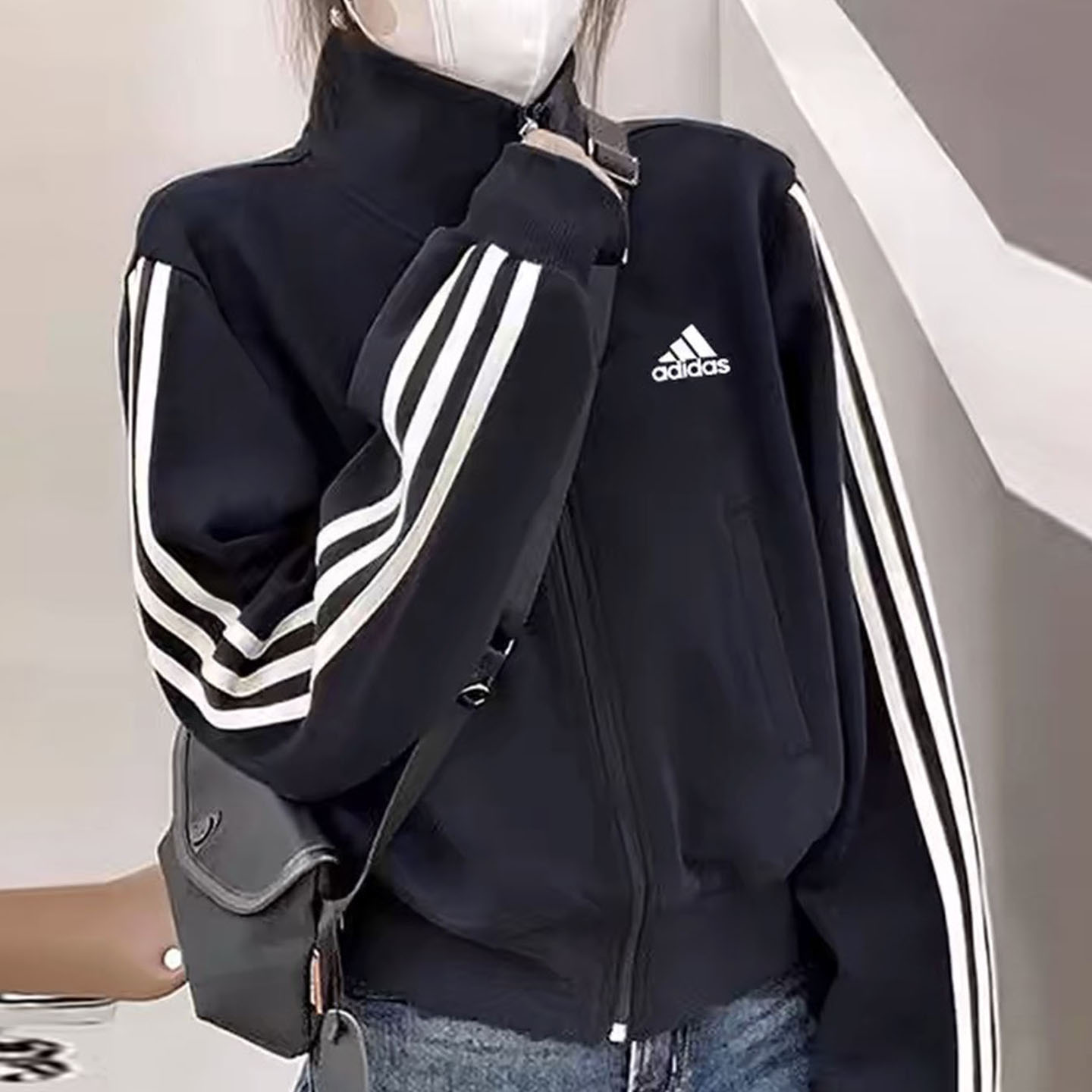 阿迪达斯立领拉链卫衣开衫上衣