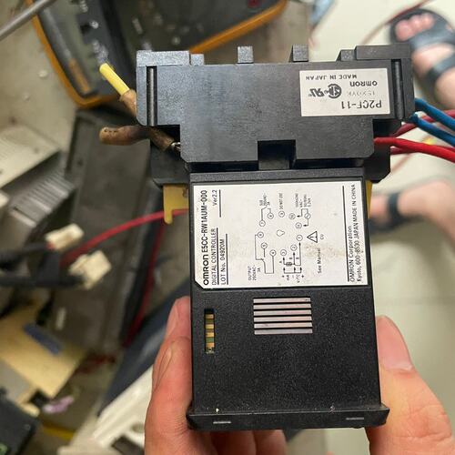 议价温控器E5CC-RW1AUM-000E5CC-RX2ASM-800E5CC-QX2ASM-800
