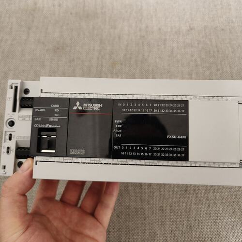 议价PLCFX5U-64MT/ESFX5U-32MT/ESFX5U-80MT/ES