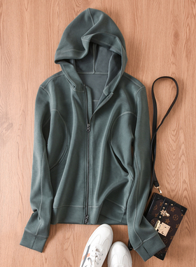 墨绿色连帽开衫卫衣女2026秋冬新款修身收腰拉链外套正肩动运上衣