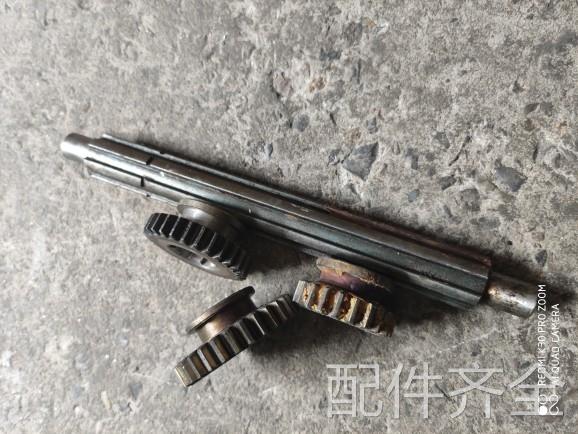 机床配件沈阳机床CA6140/CA6150车床配件进给箱拨叉齿轮花键轴701