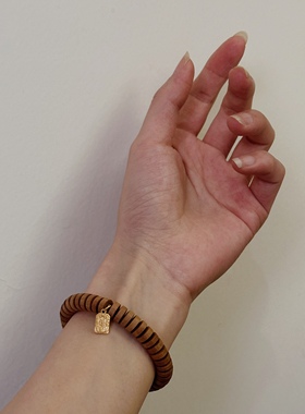 叶优里印度老山檀迈索尔产区黑肉沉水铜钱药片珠手串百搭复手链