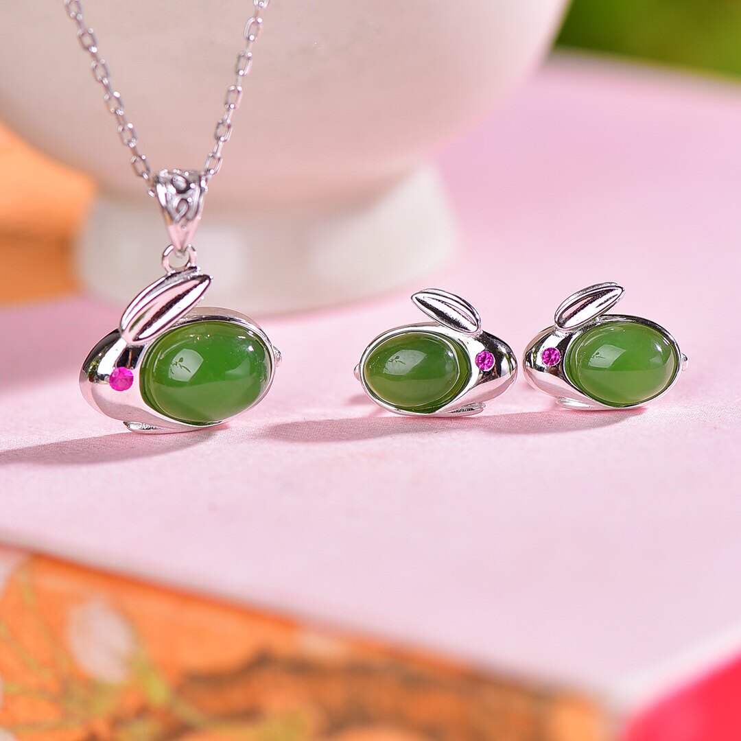 S925银镀18K金镶和田碧玉兔子汉服配饰复古套装吊坠项链耳钉一套