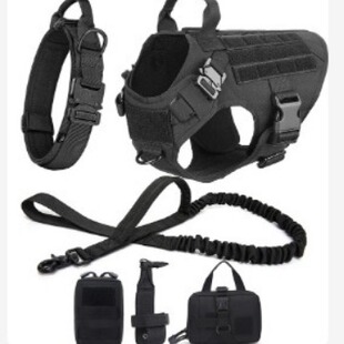 忠毅狗衣套装 户外狗狗背心4件套6件套 多功能水杯套医疗包ins风