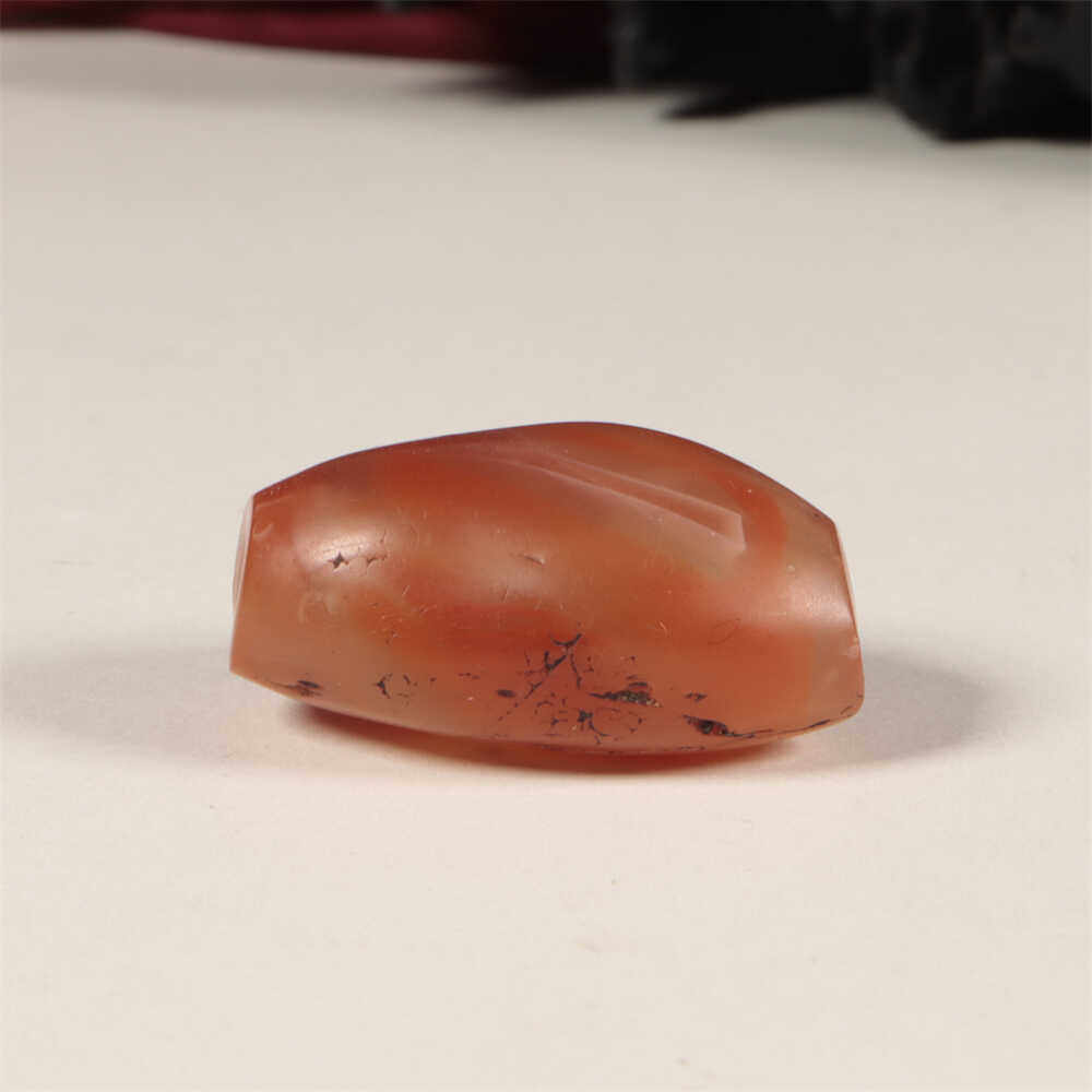 〓老〓藏传包浆满风化老南红玛瑙老珠子墩子随形顶珠吊坠挂件