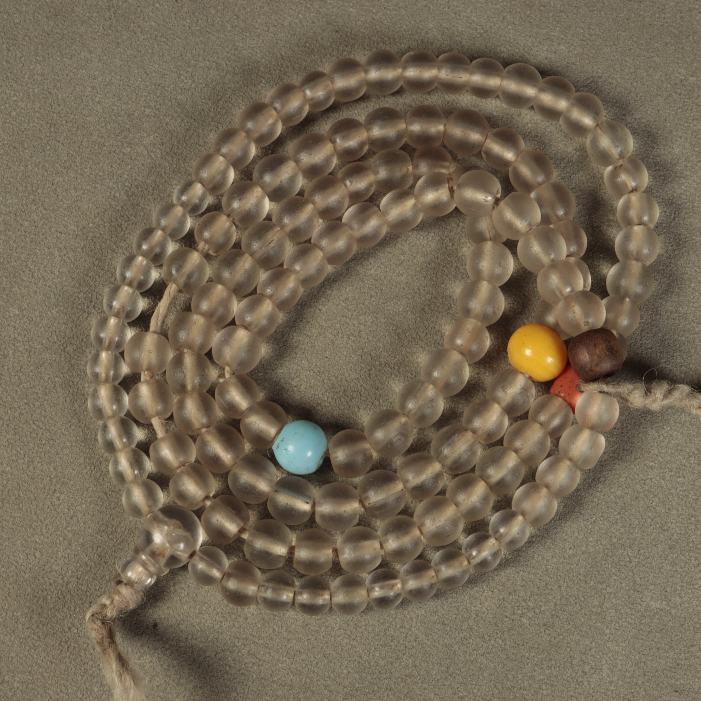 〓老〓西藏藏民用清代琉璃佛珠念珠藏式文玩古珠项链手串118颗