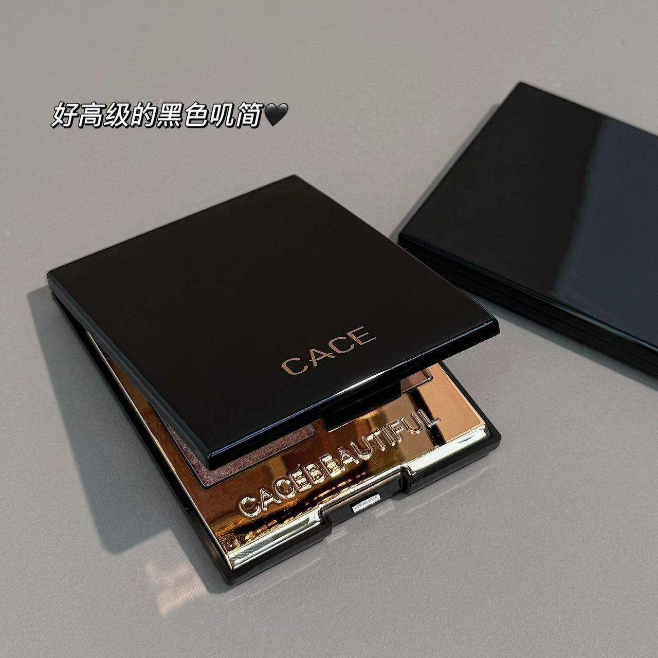 CACE黑金四色眼影大地色珠光日常四色潮女出街补妆便携褐色深色系