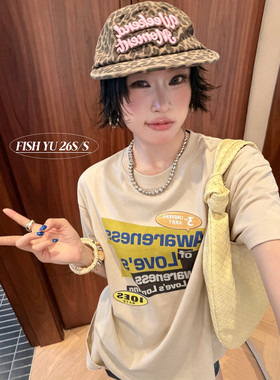 FISH YU夏美式复古字母标语白墨印花立体烫标宽松圆领大版短袖T恤