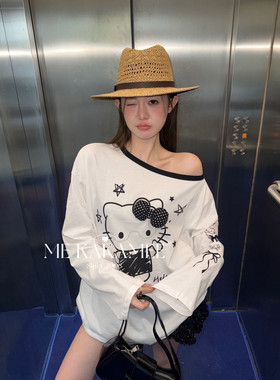 ME KAKAMEE春新品卡通KT立体蝴蝶结撞色斜肩宽松大版长袖T恤S3886