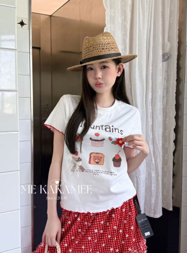 ME KAKAMEE夏新品喷画趣味蛋糕立体工艺结大弹力小版短袖T恤9323
